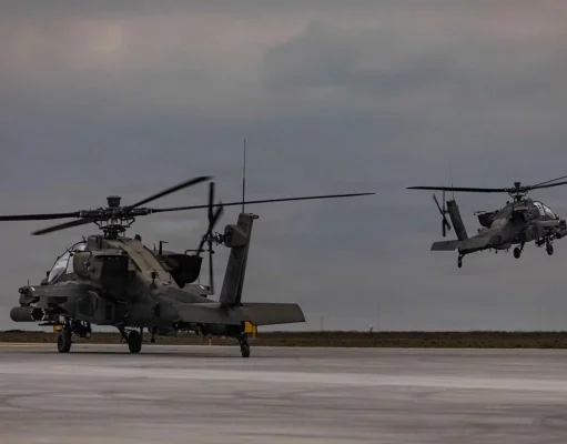 Pentagonul a adus elicoptere de atac Apache la Baza Mihail Kogălniceanu