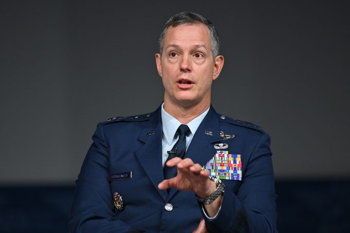 SACEUR : retragerea a 5000 din 80.000 militari americani din Europa nu afectează capacitatea NATO